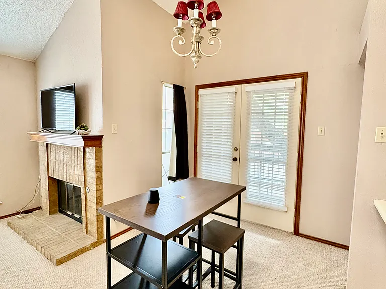 8633 Datapoint Dr #272 — Photo 2