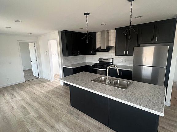2nd image of 227 N Lincoln Ave #1