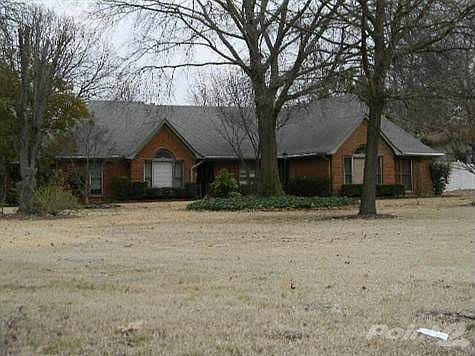 1st image of 2568 Bartlett Blvd