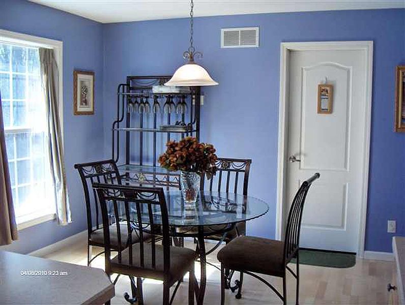 5th image of 108 FAY Lane