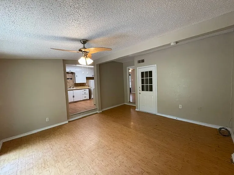 845 Rumfield Rd — Photo 8