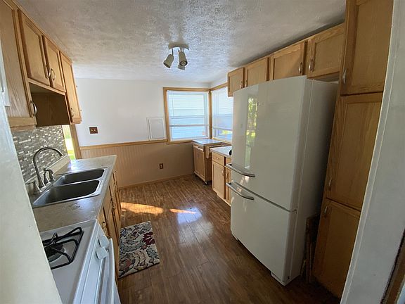 4th image of 1224 Eastbrook Dr