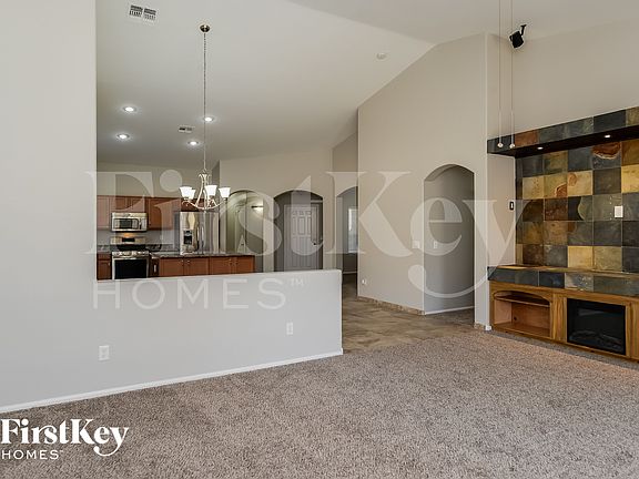 4th image of 1263 W Busa Dr