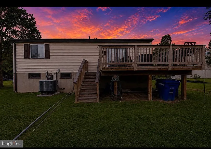 1245 Wilshire Dr — Photo 3