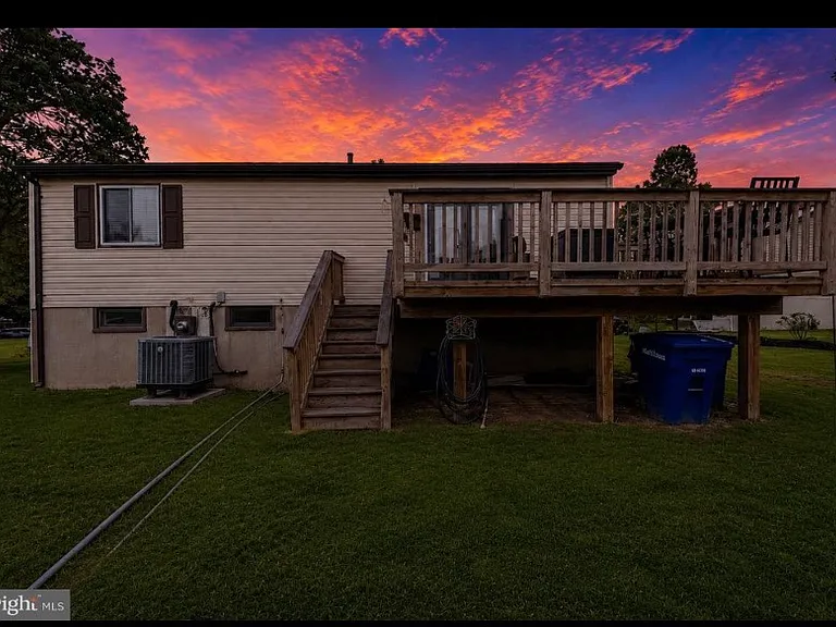 1245 Wilshire Dr — Photo 3