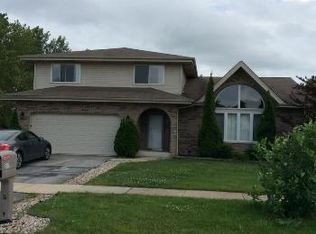 5811 Kathryn Ln, Matteson, IL 60443
