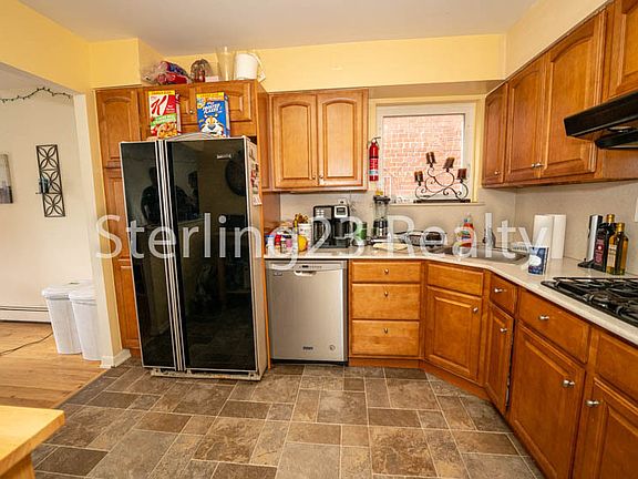 4th image of 30-36 38th St #2F