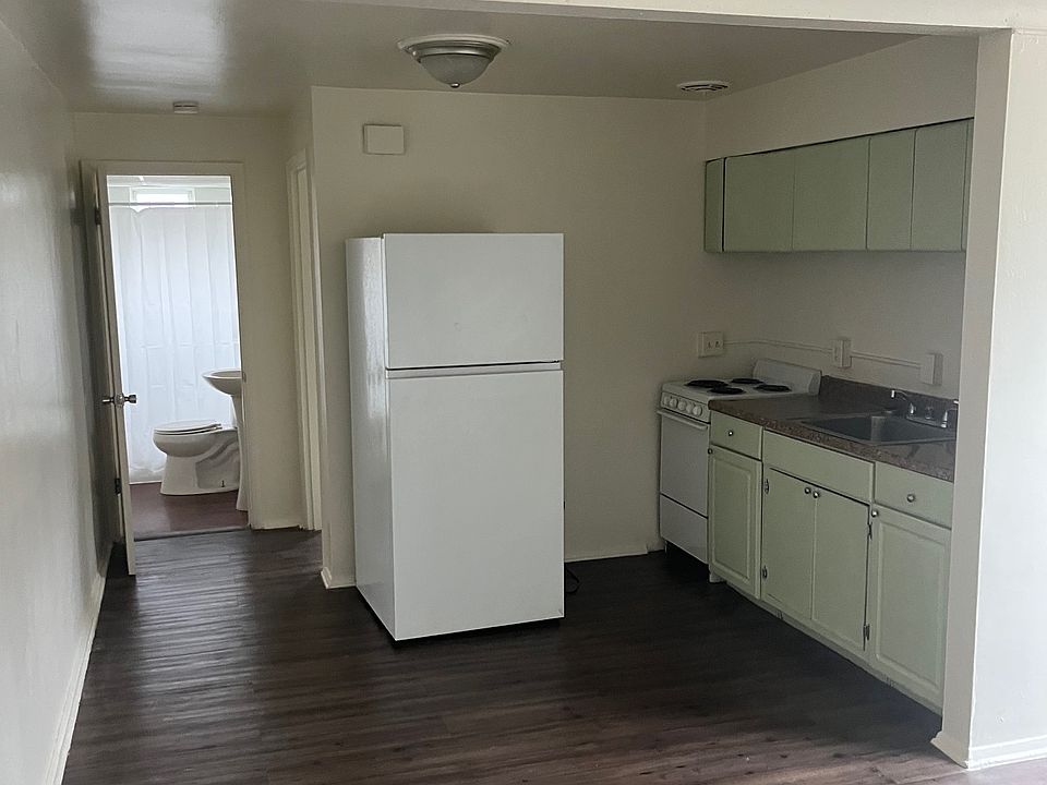 1st image of 2992 Woodrow Ave APT 9