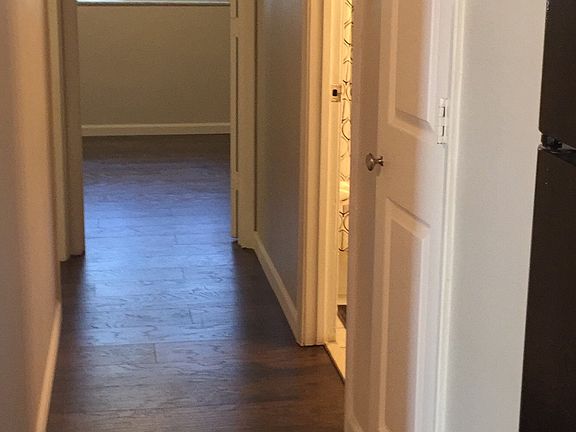 5th image of 10113 Isabelle Pl