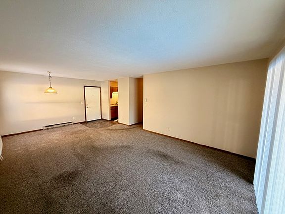 4th image of 5126 Seaton Hall Dr