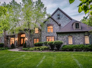 2060 Woodshire Ln, Medina, OH 44256