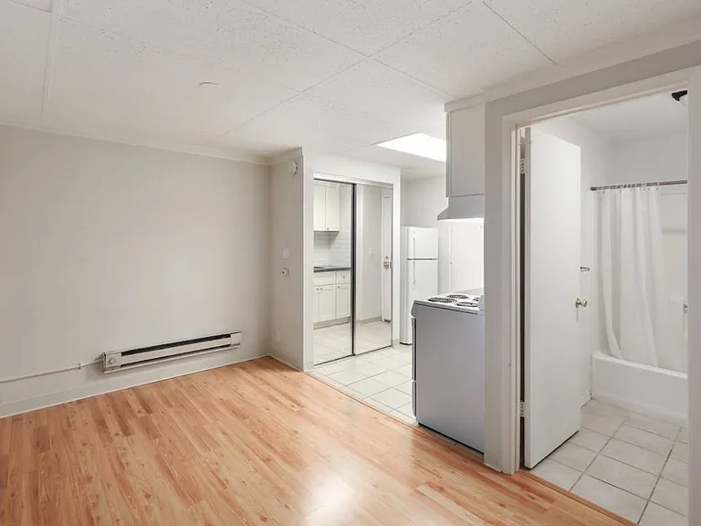 1450 Alice Street (244rc) — Photo 3