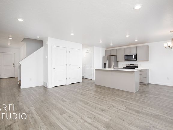 5th image of 4052 W Corn Patch Ave