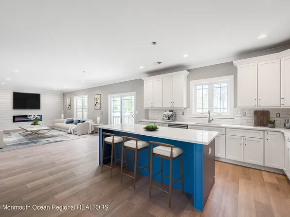 307 Brewster Place, Bayville, NJ 08721