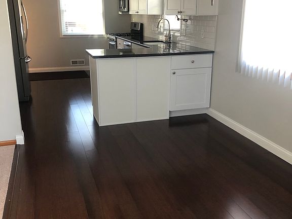 2nd image of 3377 Winthrop Dr