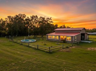 260 Our Town Rd, Wewahitchka, FL 32465