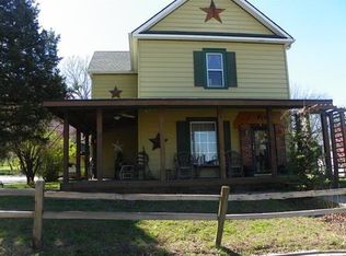 118 E Cliff St, Saint Joseph, MO 64504