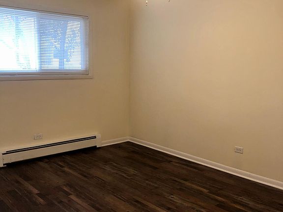4th image of 8500 W 87th St APT 4