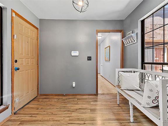 3rd image of 508 Conestoga Dr