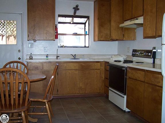 5th image of 19969 L St