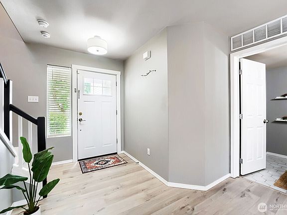 3rd image of 23433 SE 243rd Street