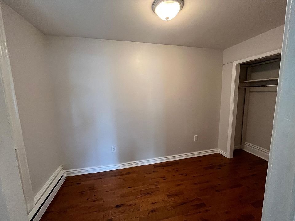 2nd image of 138 2nd Ave APT 1