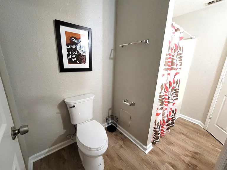 1329 Nylic St — Photo 10