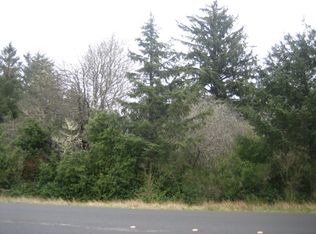 898 Mount Olympus Ave SE, Ocean Shores, WA 98569