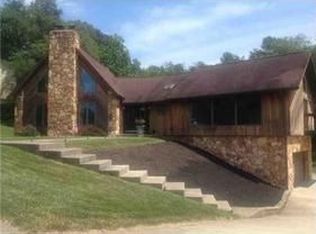 124 Evergreen Cir, Poca, WV 25159