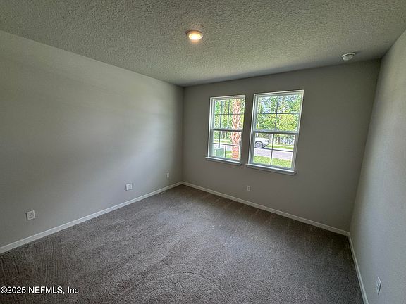 4th image of 1745 ST PAUL Avenue