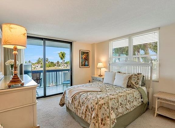 4th image of 693 Seaview Ct APT 311
