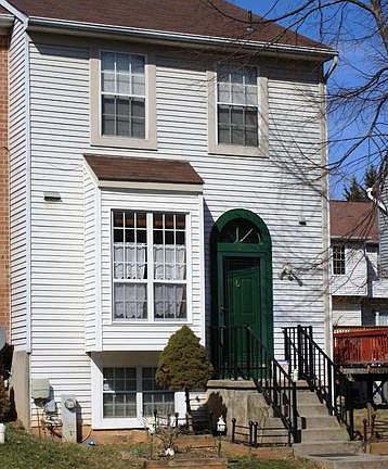 3rd image of 12 Wild Cherry Ct