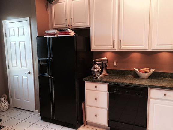 4th image of 9039 Waterway Ct
