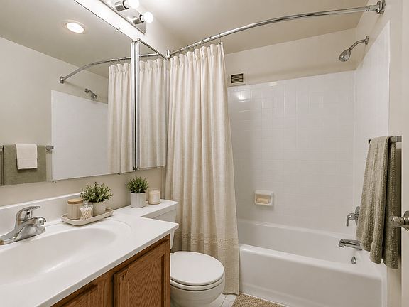 5th image of 6060 Tower Ct APT 605