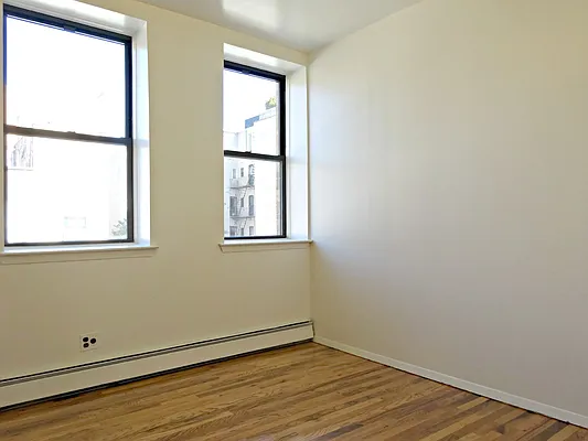 Rented by DSA Realty | media 34