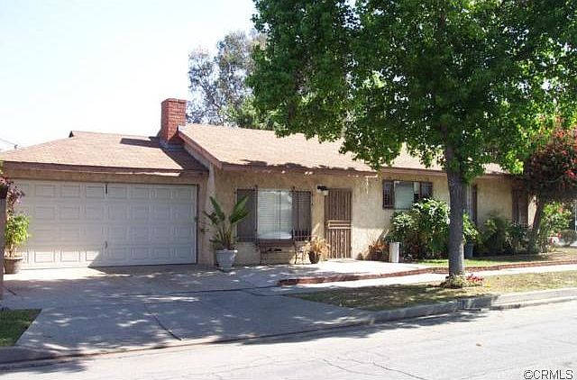 1st image of 3201 Magnolia Ave