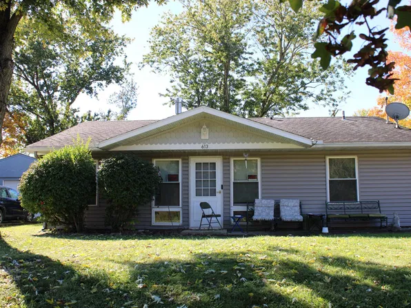 613 W William St, Delaware, OH 43015