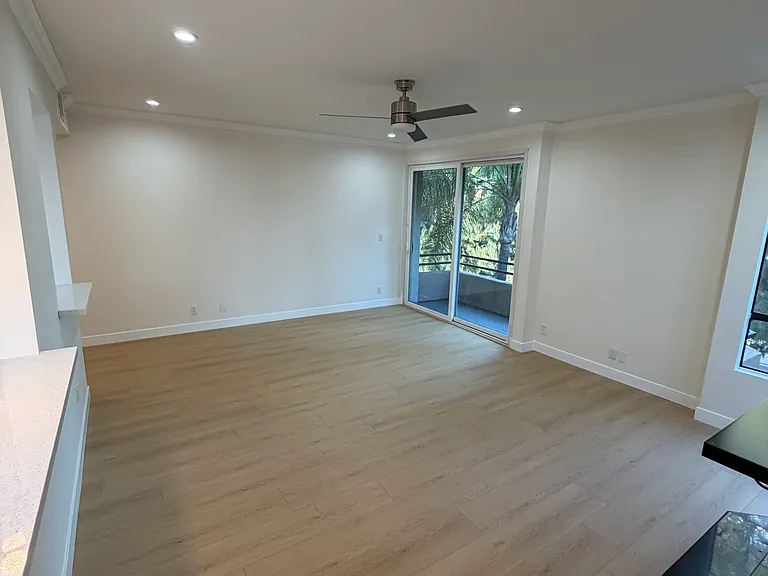 4741 Radford Ave #203 — Photo 10