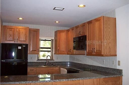 2nd image of 81 Aspen Dr