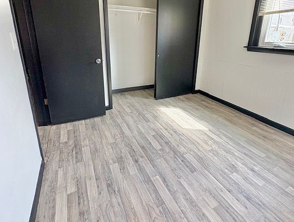 4th image of 2006 Vawter St #4