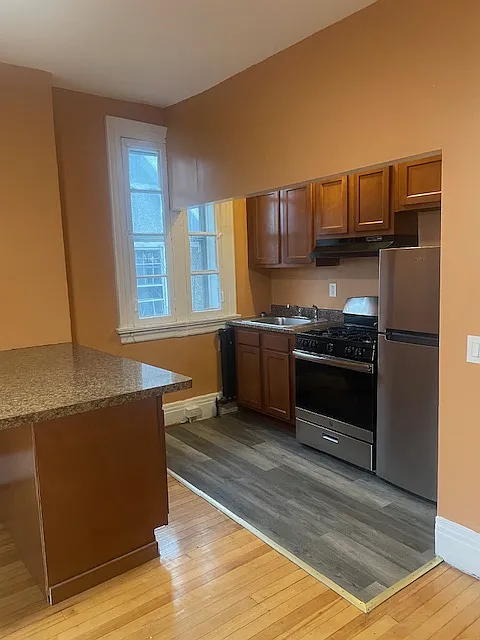 1 bed, $1,200 — Photo 2