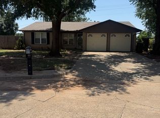 1082 Castlebury Mansion, Yukon, OK 73099