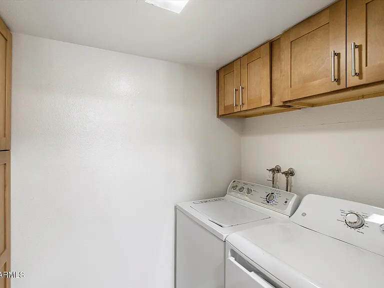 5520 N 77th Pl — Photo 20