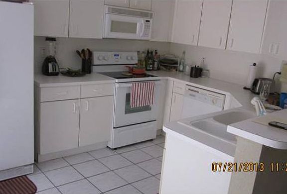 4th image of 11469 NW 51st Ln