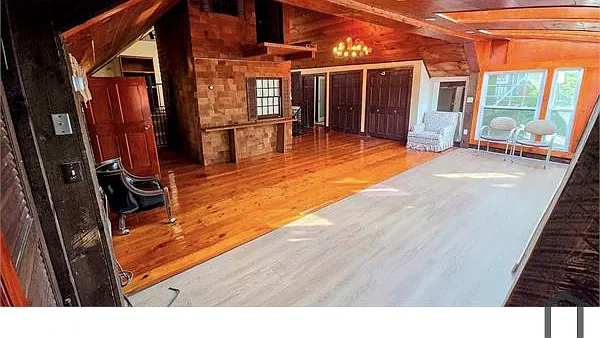 395 Plymouth St — Photo 1