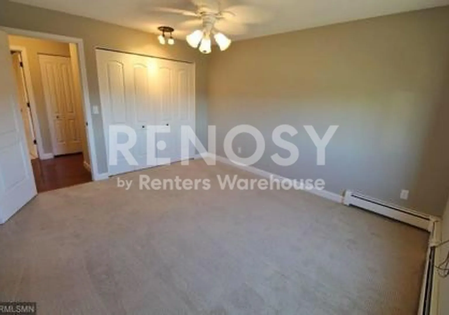 Very Nice 2BD/2BA Condo In Roseville — Photo 2