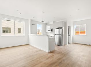 485 NE Jessup St UNIT 302, Portland, OR 97211