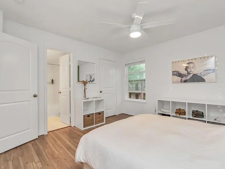 3224 Timmons Ln #136 — Photo 18