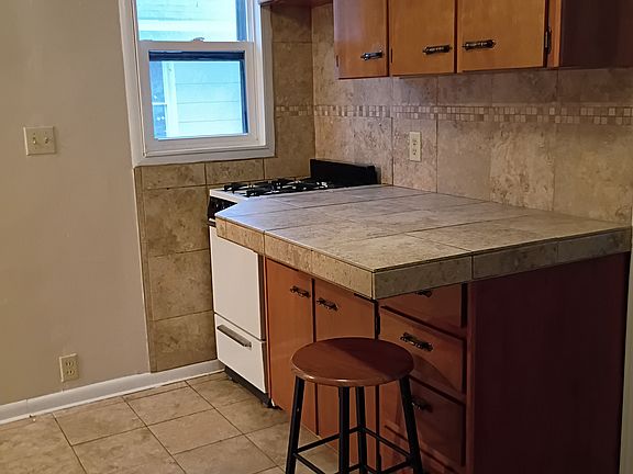 2nd image of 413 W McClure Ave