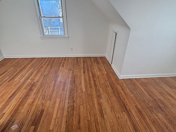 4th image of 83 Adams St APT 2